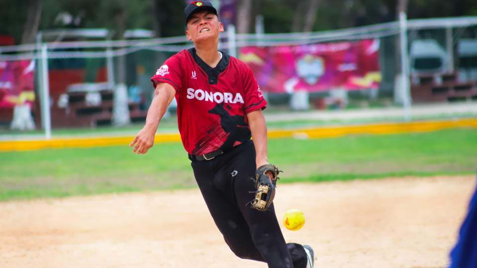 GRAN ACTUACIÓN DE LEGIÓN SONORENSE Y MÉXICO SIGUE INVICTO EN EL PANAMERICANO DE SOFTBOL U23 